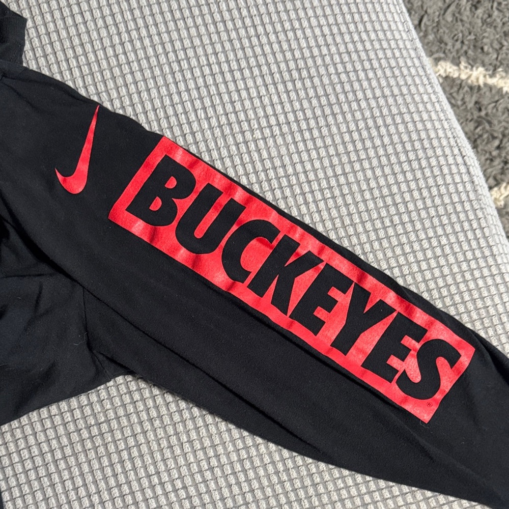 Nike Black and Red Graphic Tee - Picture 2 of 2